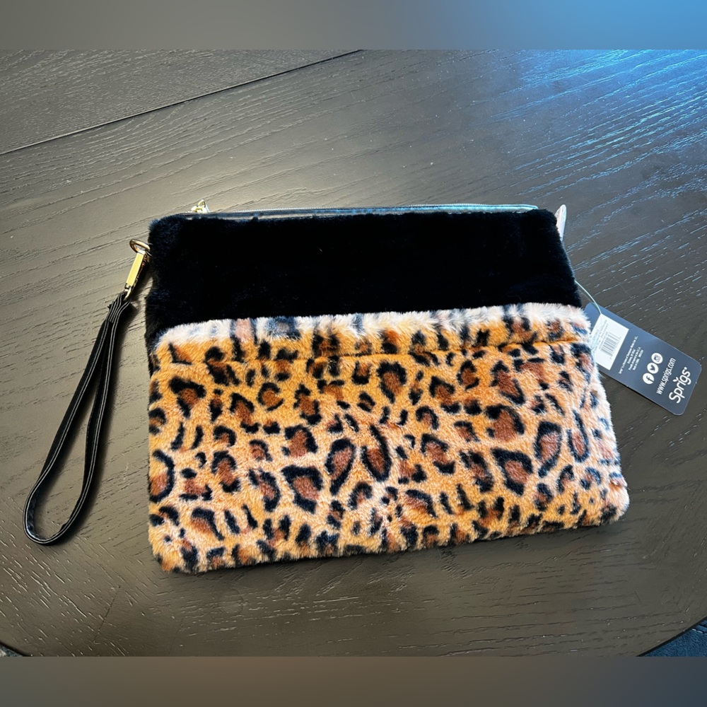 Sprig’s Leopard Wristlet with Crossbody Strap , NEW
